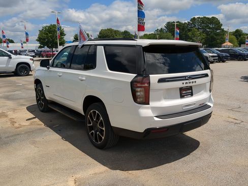Used 2024 Chevrolet Tahoe RST w/ Luxury Package AWD/4WD image 7