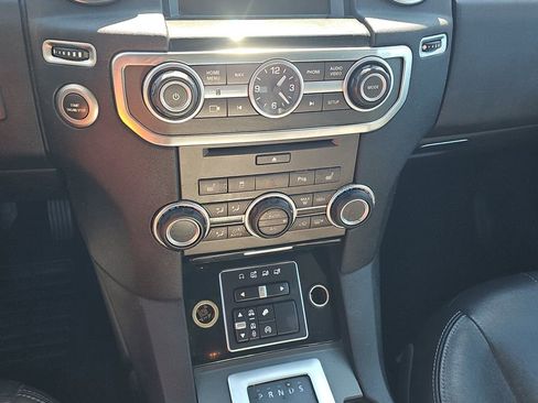 Used 2016 Land Rover LR4 HSE image 14