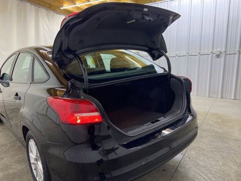 Used 2016 Ford Focus SE FWD image 10