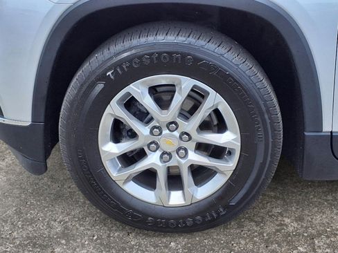 Used 2021 Chevrolet Traverse LT AWD/4WD image 8