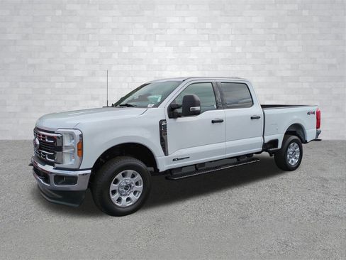 Used 2024 Ford F250 XLT image 8