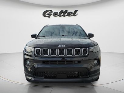 Used 2025 Jeep Compass Latitude