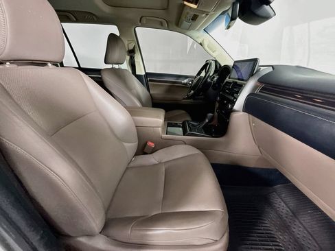 Used 2022 Lexus GX 460 Premium w/ Premium Package AWD/4WD image 23