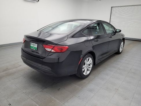 Used 2016 Chrysler 200 Limited image 9