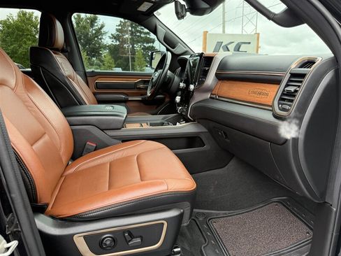 Used 2023 RAM 1500 Limited AWD/4WD image 12