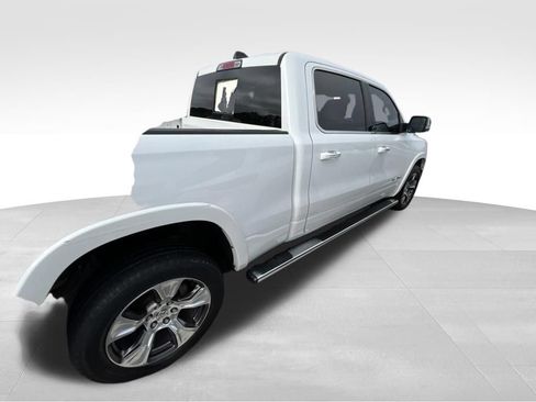 Used 2019 RAM 1500 Laramie AWD/4WD image 19