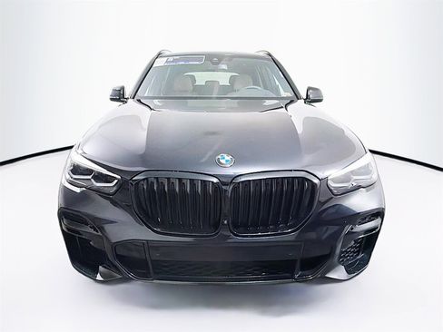 Used 2023 BMW X5 M50i w/ Climate Comfort Package image 2