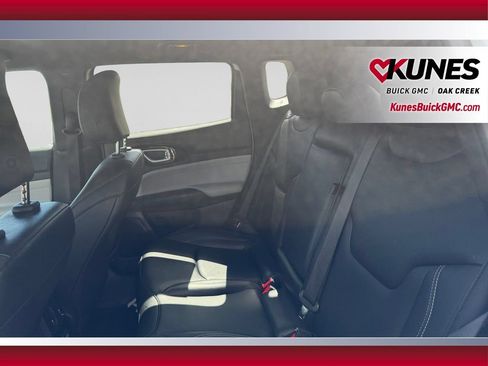 Used 2025 Jeep Compass Limited AWD/4WD image 14