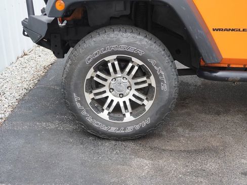 Used 2013 Jeep Wrangler Sport image 6