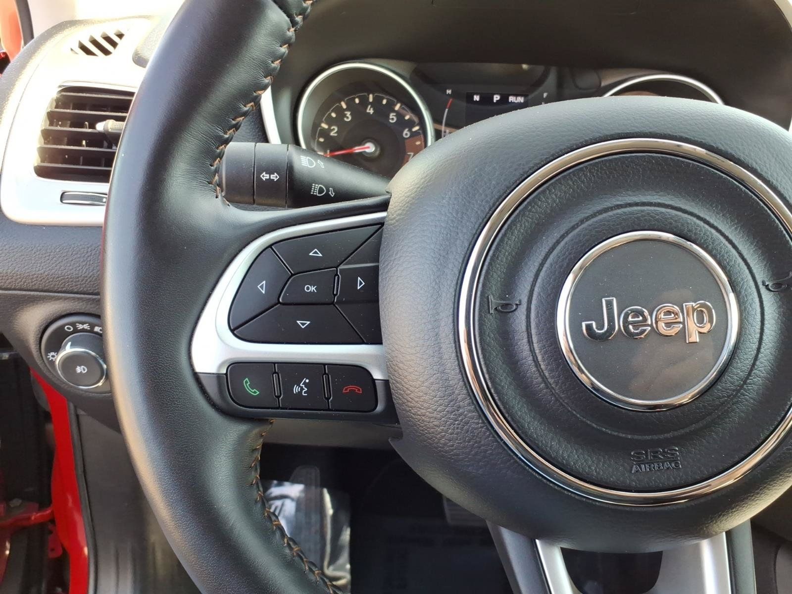 Used 2019 Jeep Compass Latitude FWD image 18