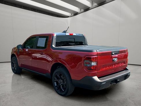 Used 2025 Ford Maverick Lariat w/ Black Appearance Package AWD/4WD image 3