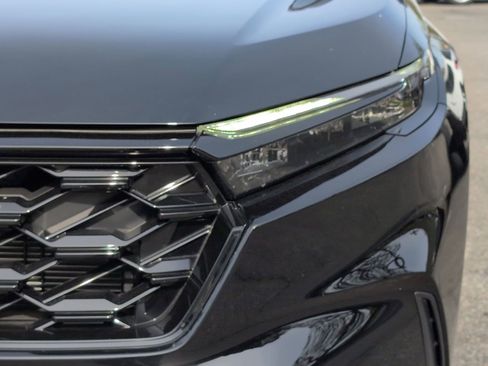 Used 2026 Honda CR-V Sport image 10