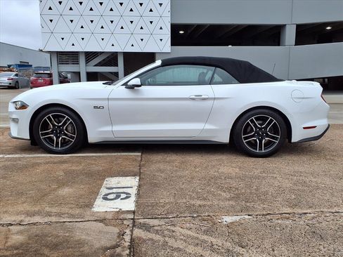 Used 2019 Ford Mustang GT Premium image 18