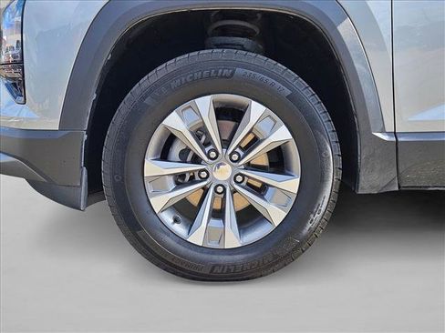 Used 2025 Chevrolet Equinox LT w/ Convenience Package II AWD/4WD image 21