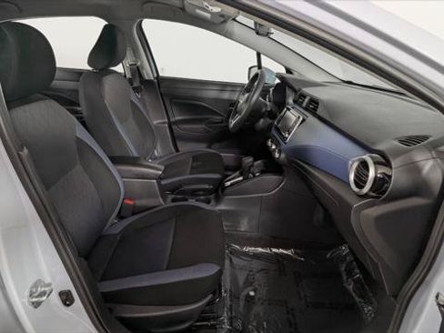 Used 2025 Nissan Versa SV w/ Trunk Package FWD image 23