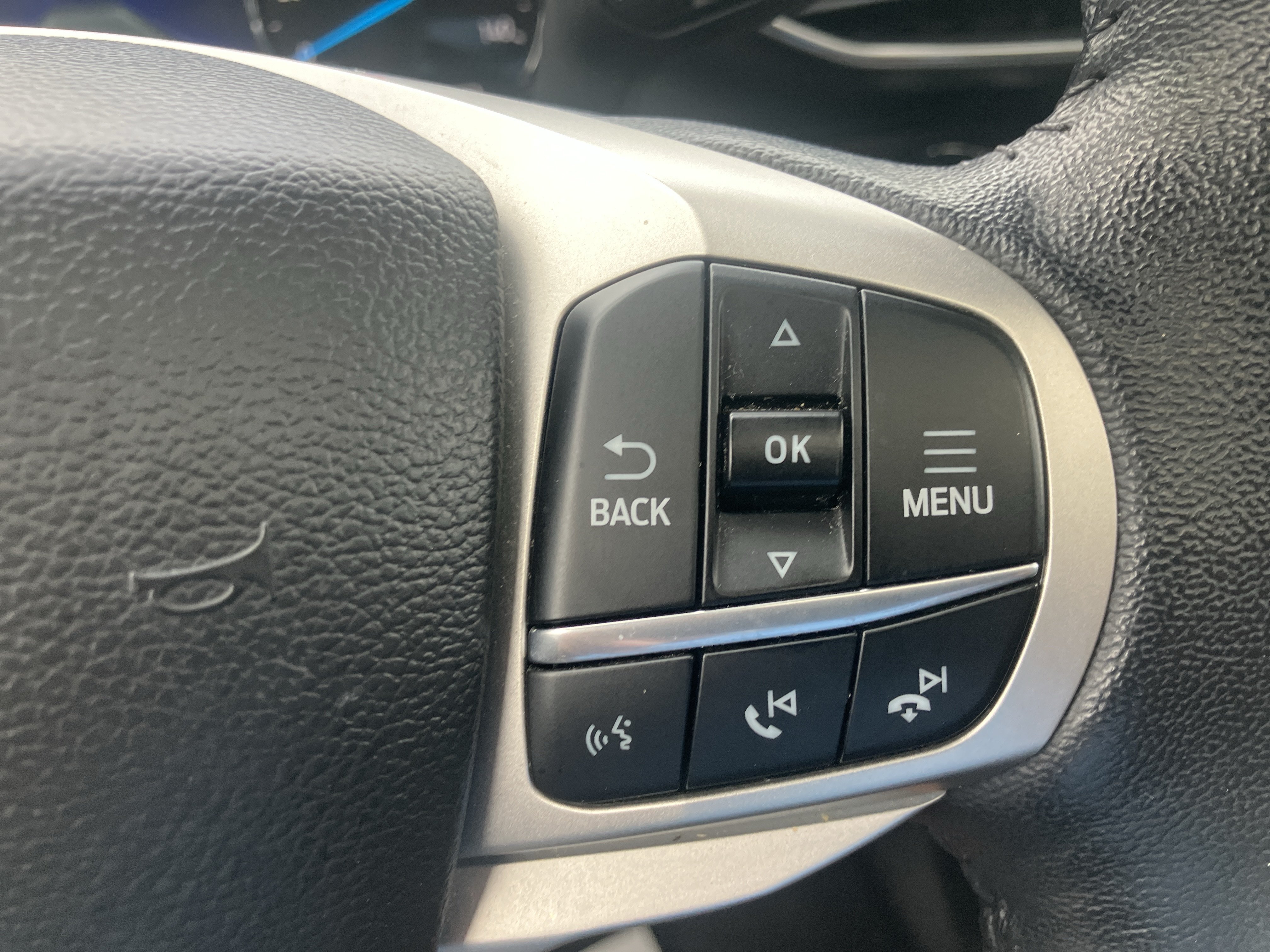 Certified 2023 Ford Explorer Limited AWD/4WD image 26