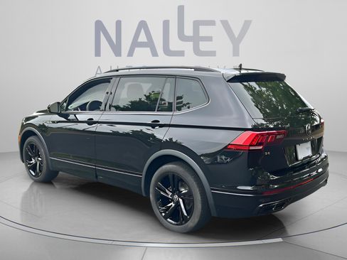 Used 2024 Volkswagen Tiguan SE R-Line FWD image 5