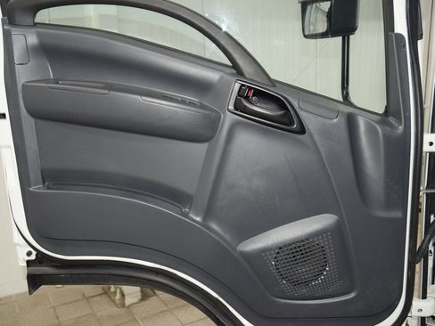 Used 2024 Chevrolet Low Cab Forward 5500XG RWD image 27