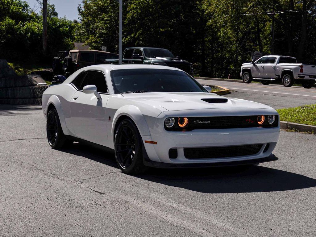 Used 2023 Dodge Challenger R/T Scat Pack RWD image 3