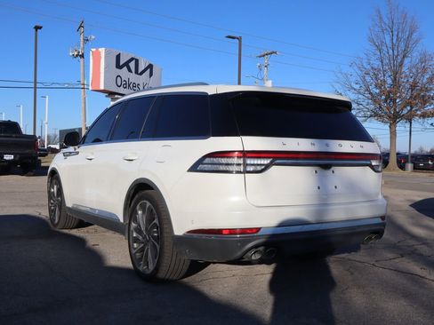 Used 2020 Lincoln Aviator Reserve w/ Equipment Group 202A image 6
