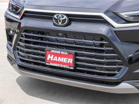 New 2026 Toyota Grand Highlander Limited image 11