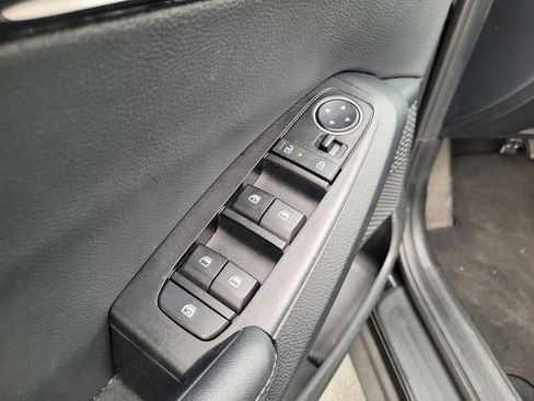 Used 2025 Kia Seltos S image 27