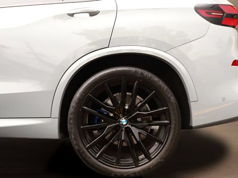 Used 2024 BMW X5 M60i AWD/4WD image 4
