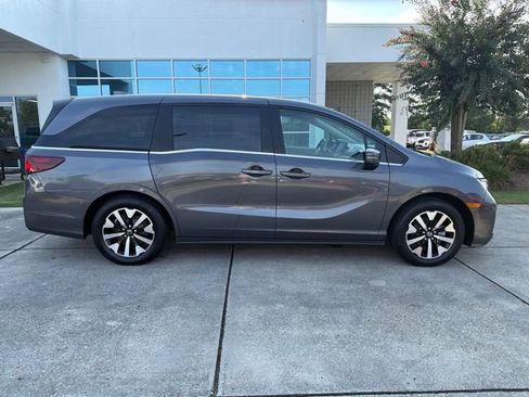 Used 2025 Honda Odyssey EX-L image 8