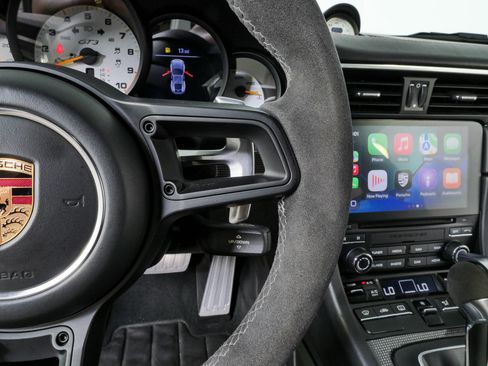 Certified 2018 Porsche 911 GT3 w/ Sport Chrono Package RWD image 11