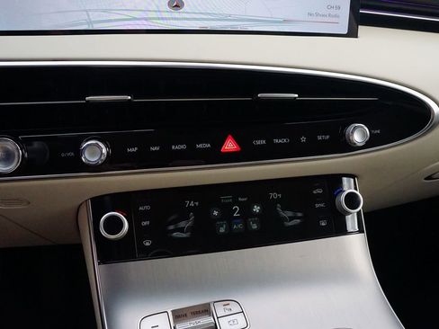 New 2026 Genesis GV70 2.5T Select image 10