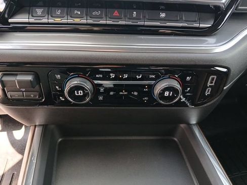 Used 2025 Chevrolet Silverado 3500 High Country w/ Technology Package AWD/4WD image 61