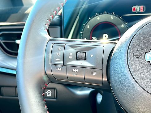 New 2026 Nissan Kicks SR image 19