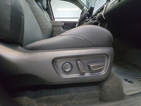 Used 2026 Toyota 4Runner TRD Off-Road Premium AWD/4WD image 30