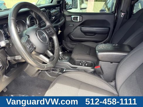 Used 2022 Jeep Wrangler Unlimited Sport AWD/4WD image 9
