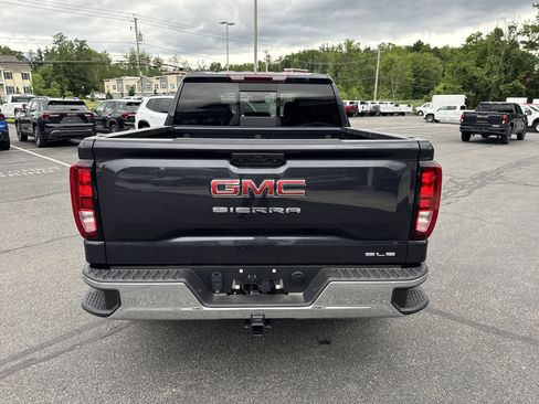 New 2025 GMC Sierra 1500 SLE w/ Preferred Package image 4