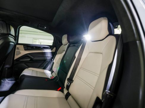 New 2026 Porsche Cayenne GTS AWD/4WD image 24