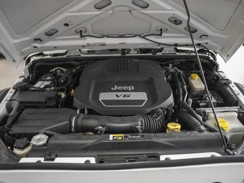 Used 2017 Jeep Wrangler Unlimited Sport w/ Quick Order Package 24S image 31