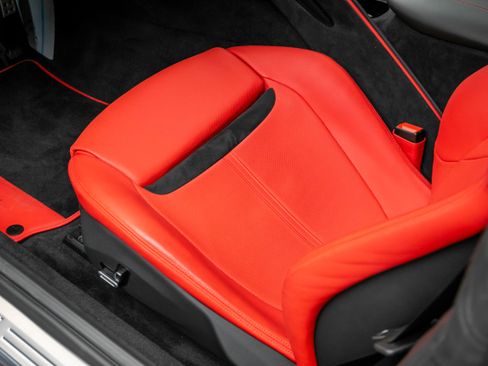 Certified 2024 Ferrari Roma image 19