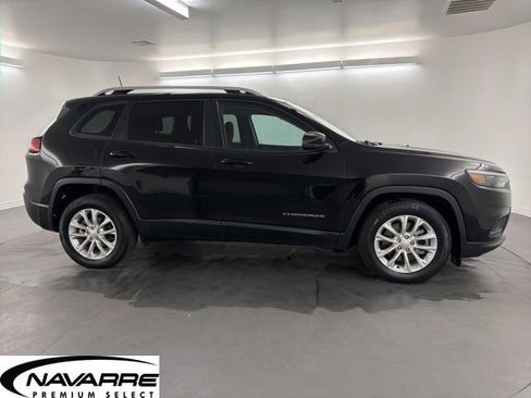 Used 2021 Jeep Cherokee Latitude image 9