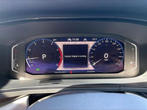 Used 2023 Volkswagen Taos SEL AWD/4WD image 25