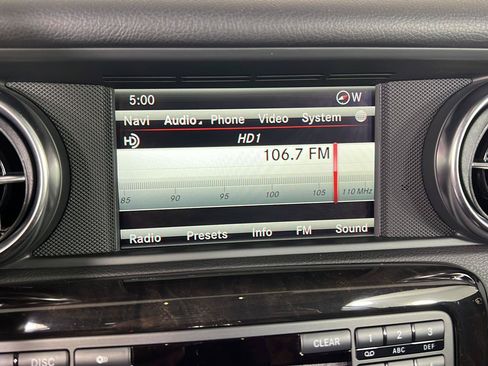 Used 2014 Mercedes-Benz SLK 250 image 7