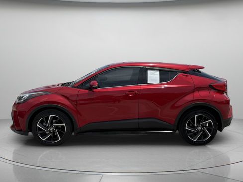 Used 2020 Toyota C-HR Limited FWD image 5