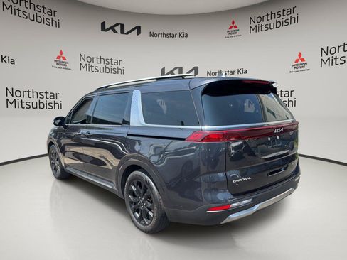 Used 2024 Kia Carnival SX FWD image 4