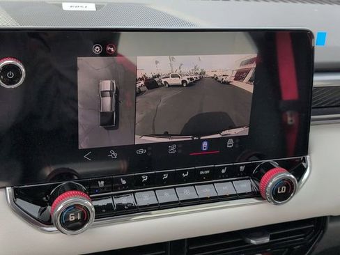 New 2026 GMC Canyon AT4X w/ AT4X AEV Edition AWD/4WD image 15