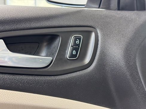 Used 2014 Ford Escape SE w/ Equipment Group 201A image 9