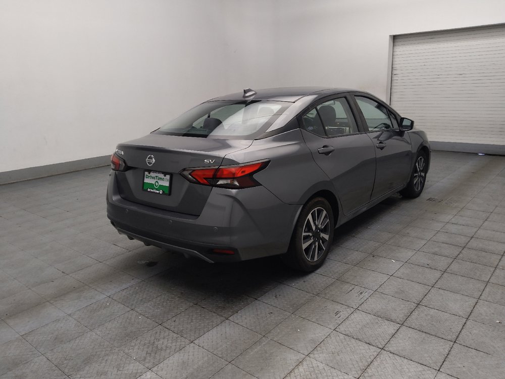 Used 2021 Nissan Versa SV FWD image 9