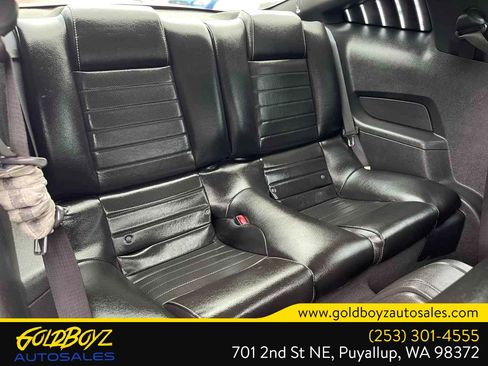 Used 2010 Ford Mustang Coupe RWD image 31