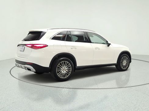 Certified 2026 Mercedes-Benz GLC 300 4MATIC image 5