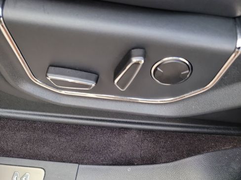 Used 2023 Ford Expedition Platinum image 20