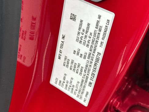 Used 2023 Tesla Model 3 Standard Range image 35